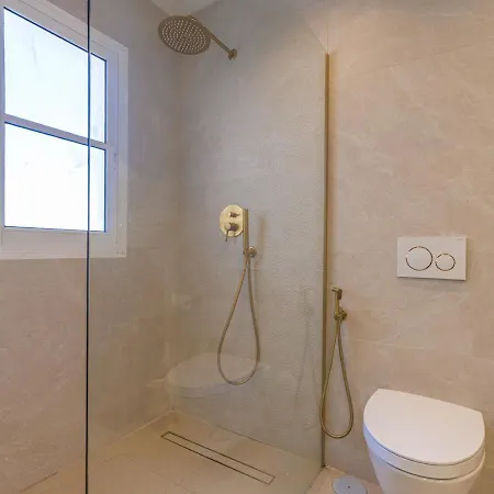 Ares Privada Con Jardin, Piscina, Barbacoa Y Golf Hébergement de vacances