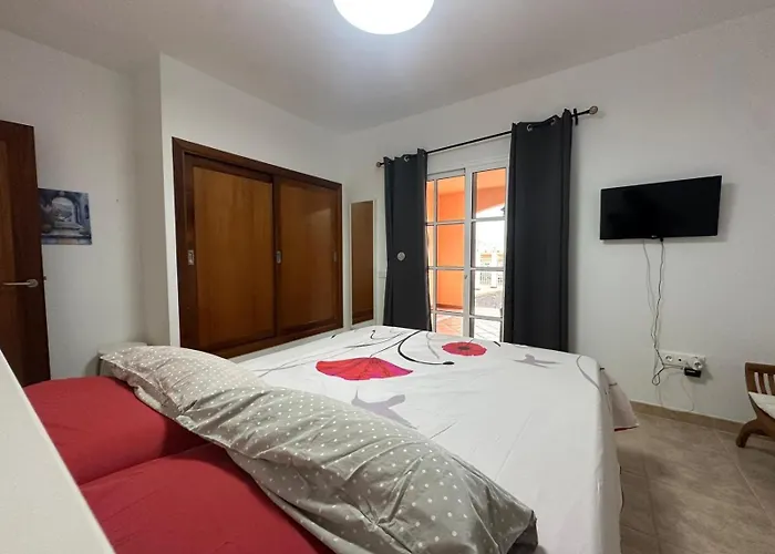 Dom wakacyjny Ares Home Villa Privada Con Jardin, Piscina, Barbacoa Y Golf *