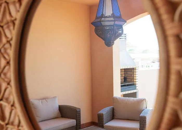 Dom wakacyjny Ares Home Villa Privada Con Jardin, Piscina, Barbacoa Y Golf *